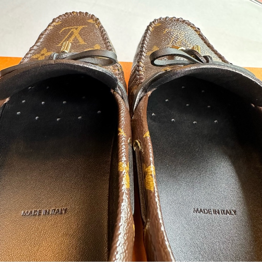 Louis Vuitton Monogram Flat Loafers Size 39 Made in Italy - Picture 11 of 11